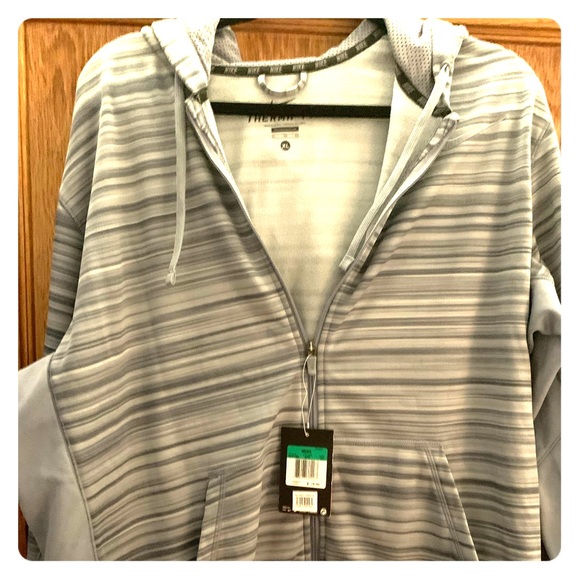 NWT Nike Thermal Men’s Zip Up Jacket - Picture 2 of 3